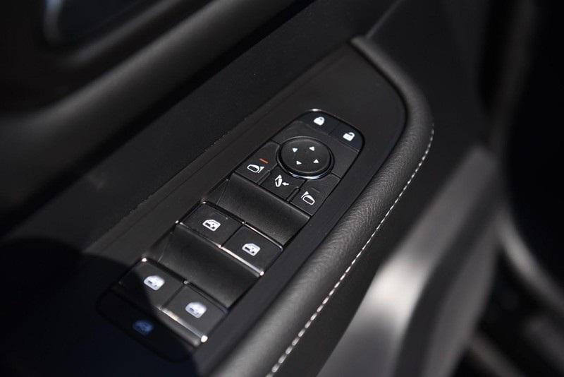 new 2025 Nissan Armada car, priced at $88,240