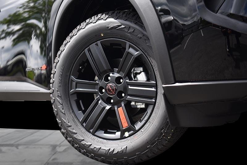 new 2025 Nissan Rogue car, priced at $32,995