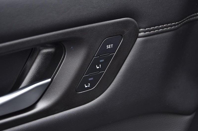 new 2025 Nissan Pathfinder car, priced at $53,580