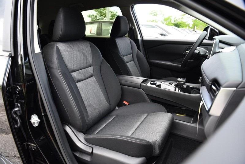 new 2025 Nissan Rogue car, priced at $30,795