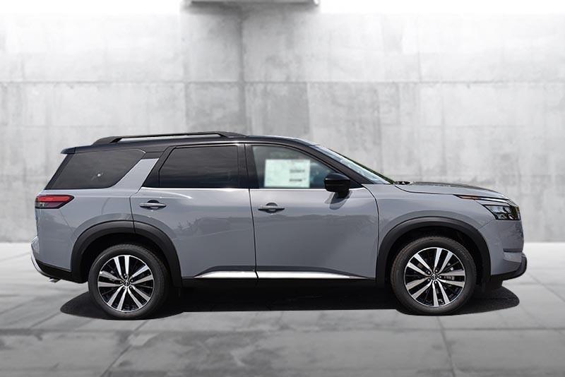 new 2025 Nissan Pathfinder car, priced at $48,335
