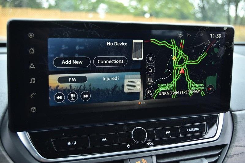 used 2024 Nissan Altima car, priced at $25,599