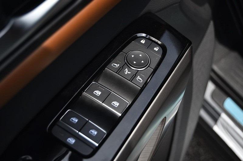 new 2025 Nissan Pathfinder car, priced at $49,230