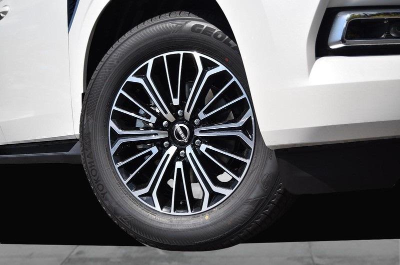 new 2026 Nissan Armada car, priced at $78,470