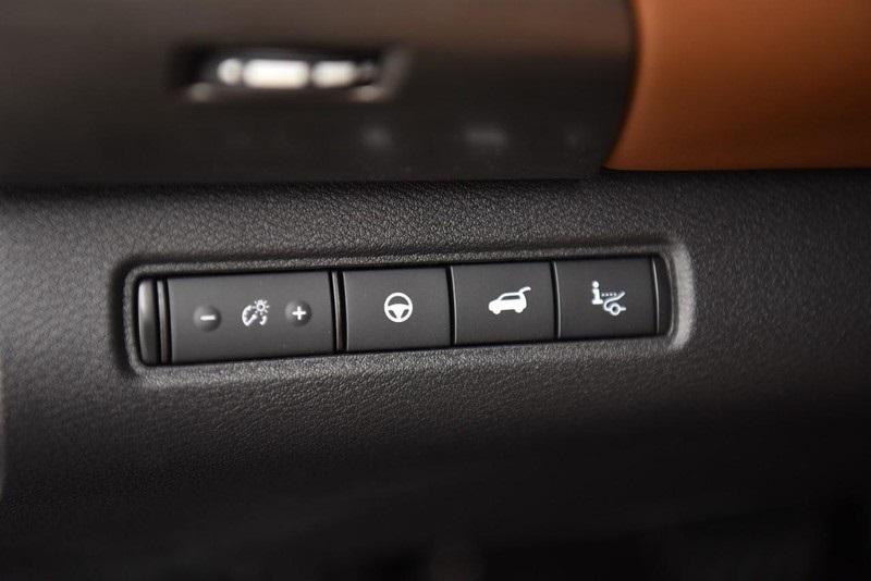 new 2025 Nissan Pathfinder car, priced at $50,685