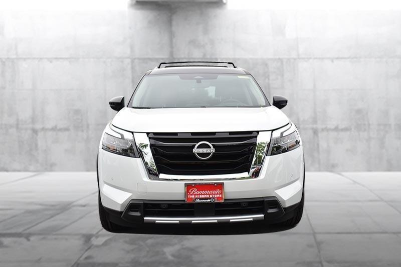 new 2025 Nissan Pathfinder car, priced at $50,685