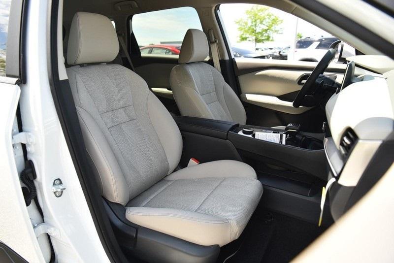 new 2025 Nissan Rogue car, priced at $32,085