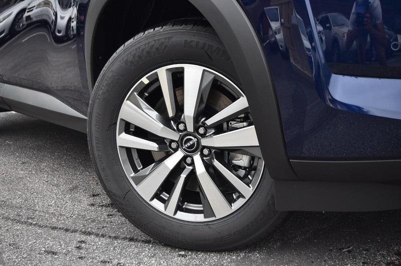 new 2025 Nissan Pathfinder car, priced at $45,785