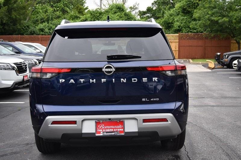 new 2025 Nissan Pathfinder car, priced at $45,785