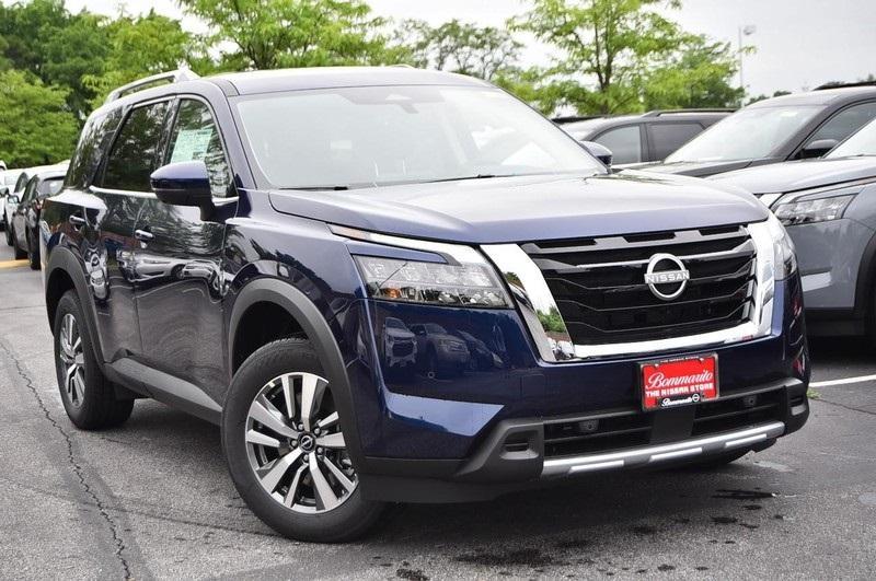 new 2025 Nissan Pathfinder car, priced at $45,785