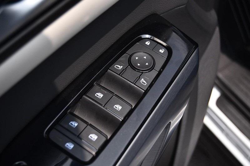 new 2025 Nissan Pathfinder car, priced at $46,050
