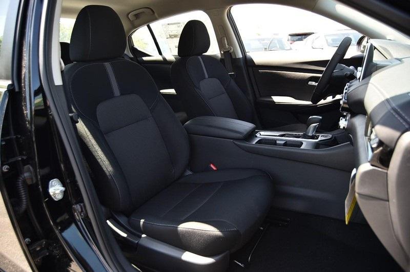new 2025 Nissan Sentra car, priced at $22,690