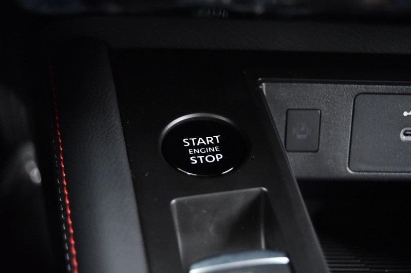 new 2025 Nissan Kicks car, priced at $22,925