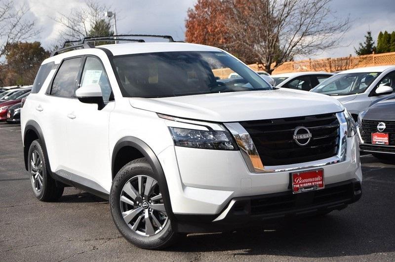 new 2025 Nissan Pathfinder car, priced at $35,340