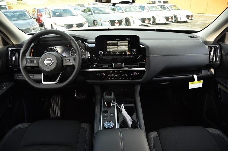 new 2025 Nissan Pathfinder car, priced at $35,340