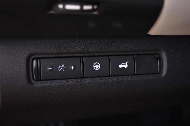 new 2025 Nissan Pathfinder car, priced at $37,740