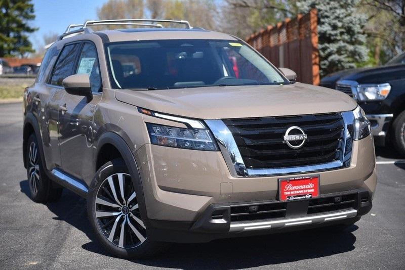 new 2024 Nissan Pathfinder car, priced at $49,672