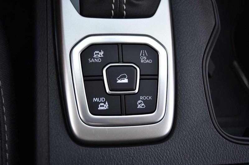 new 2026 Nissan Frontier car, priced at $40,780