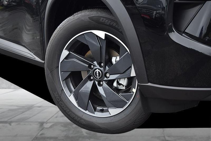 new 2025 Nissan Rogue car, priced at $32,885