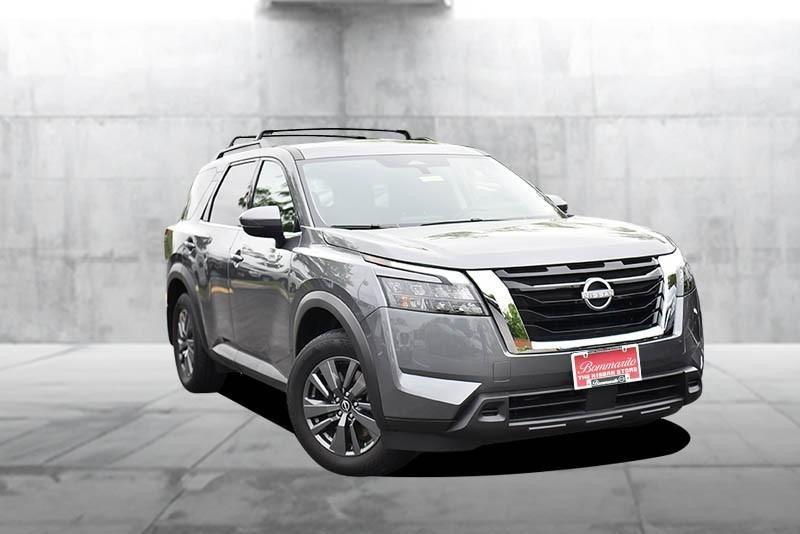 used 2024 Nissan Pathfinder car, priced at $35,877