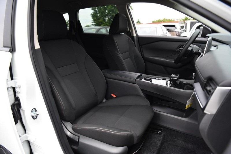 new 2025 Nissan Rogue car, priced at $31,612