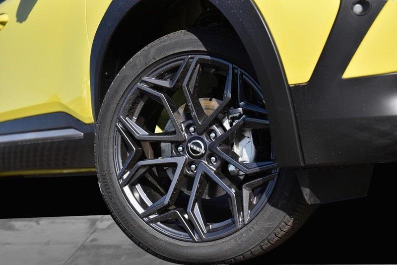 new 2025 Nissan Kicks car, priced at $30,065