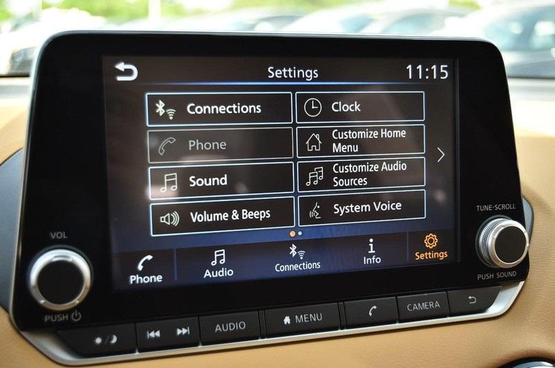used 2024 Nissan Sentra car, priced at $24,288