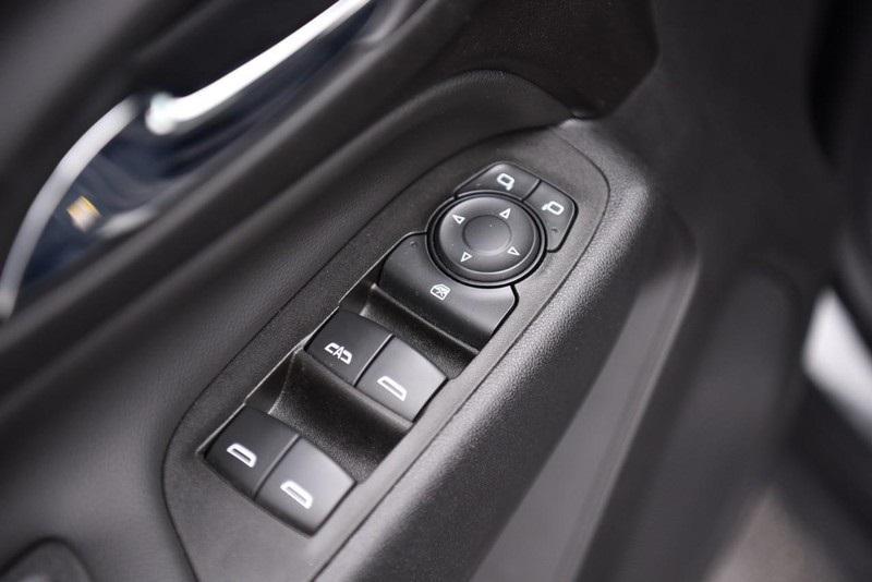 used 2021 Chevrolet Equinox car, priced at $18,788