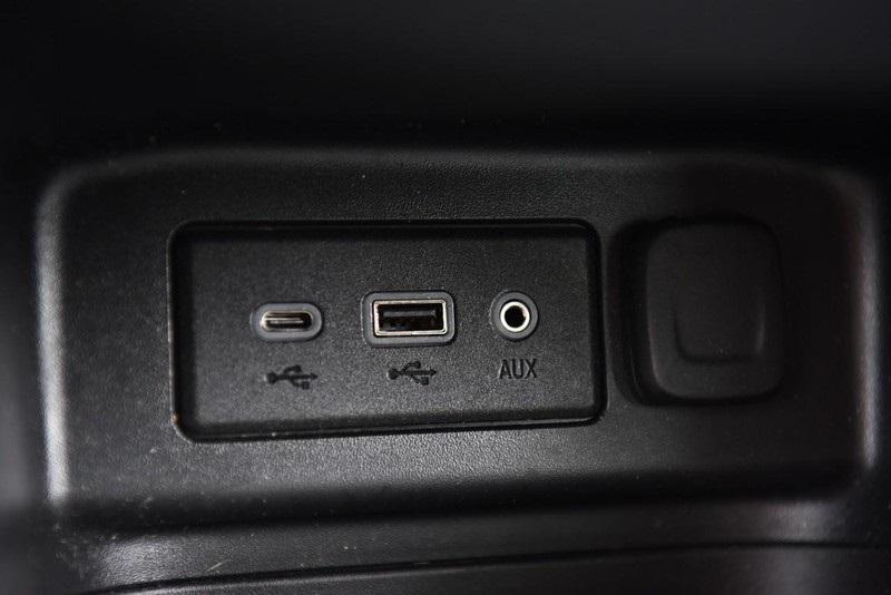 used 2021 Chevrolet Equinox car, priced at $18,788
