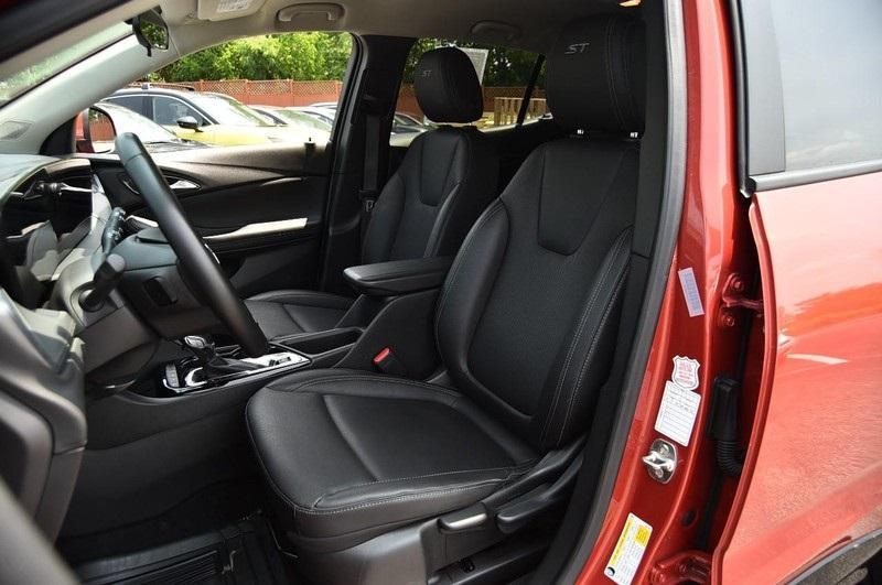 used 2024 Buick Encore GX car, priced at $24,277