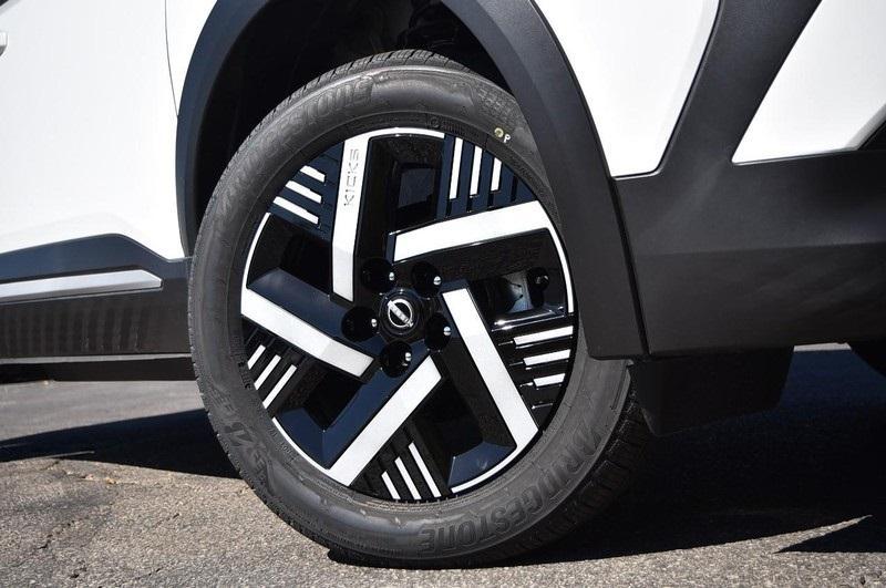new 2025 Nissan Kicks car, priced at $22,645