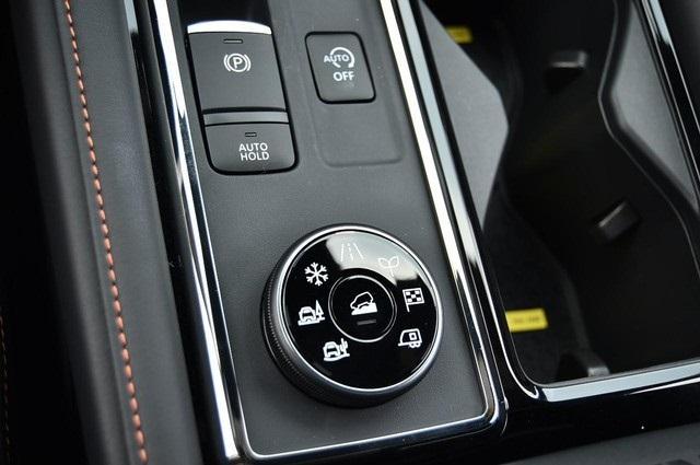 new 2025 Nissan Pathfinder car, priced at $46,595