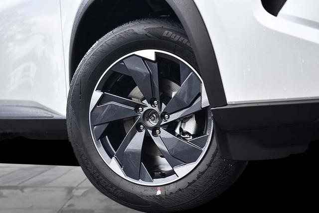 new 2025 Nissan Rogue car, priced at $31,245