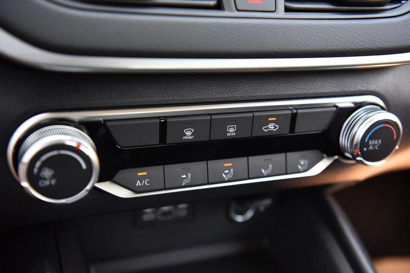new 2025 Nissan Altima car, priced at $26,995