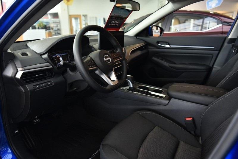 new 2025 Nissan Altima car, priced at $28,890