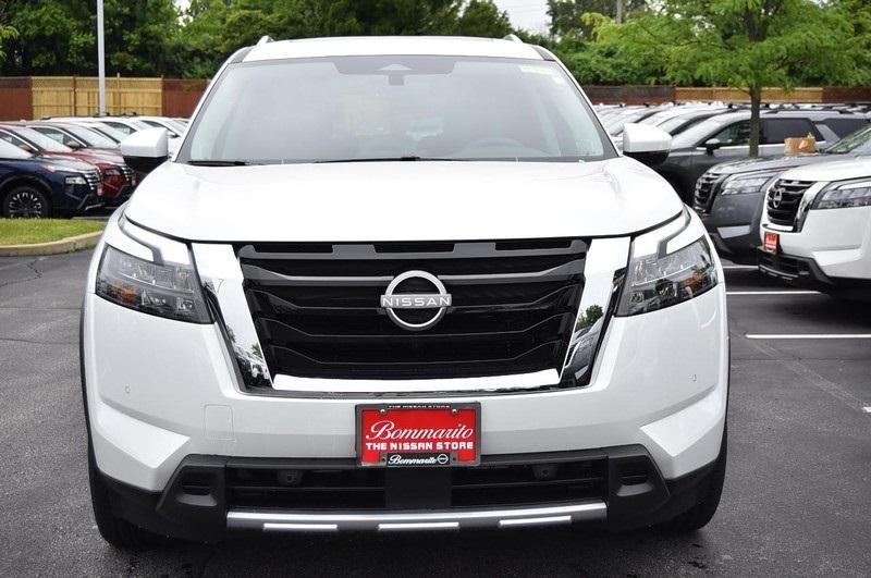 new 2025 Nissan Pathfinder car, priced at $44,595