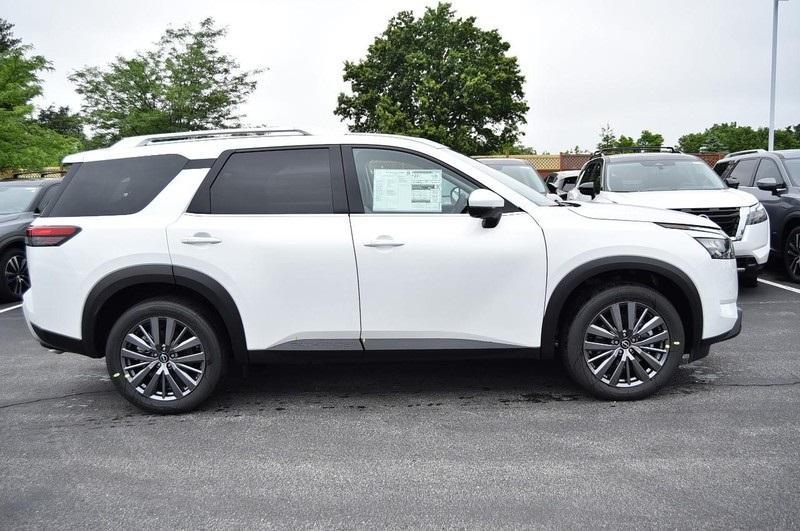 new 2025 Nissan Pathfinder car, priced at $44,595