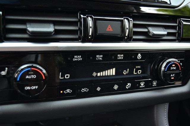 new 2025 Nissan Pathfinder car, priced at $45,600