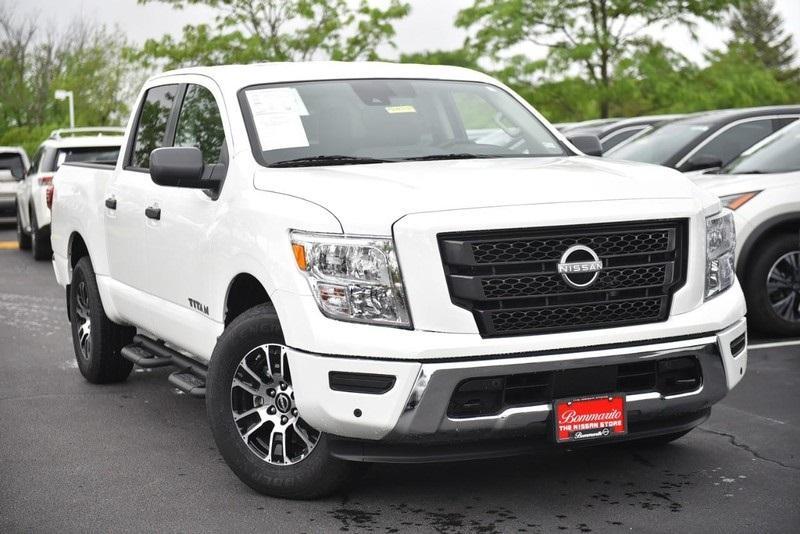 used 2023 Nissan Titan car, priced at $41,990