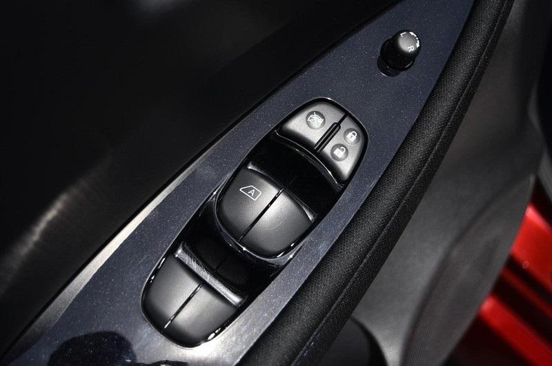used 2024 Nissan Leaf car, priced at $19,455