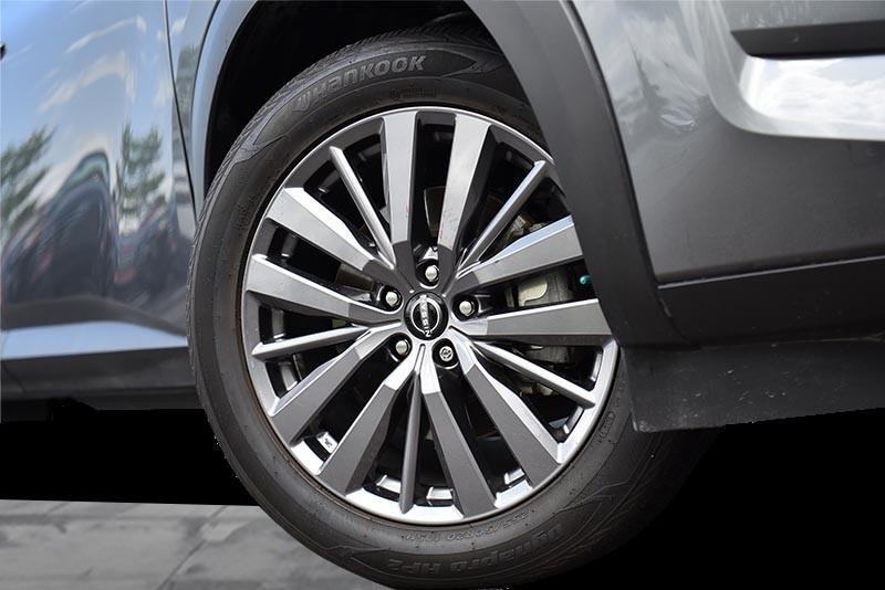 used 2023 Nissan Pathfinder car, priced at $37,677