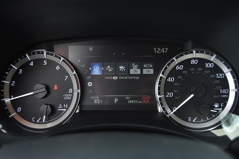 used 2024 Toyota Highlander car, priced at $40,599