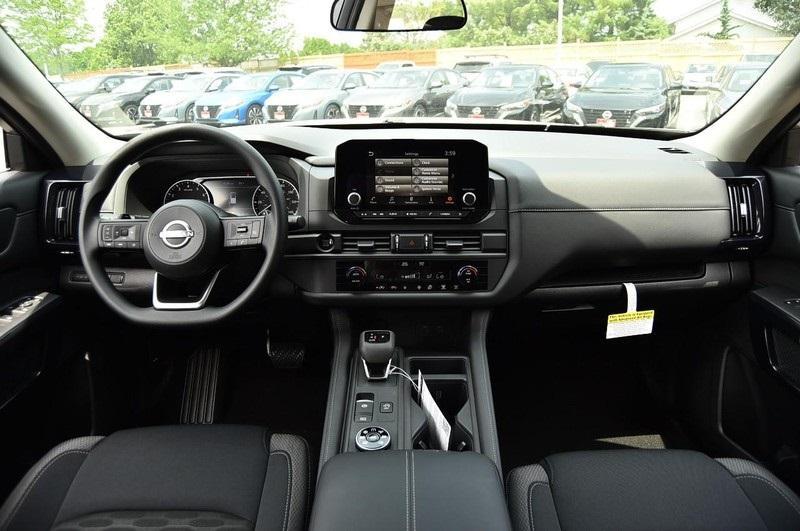 new 2025 Nissan Pathfinder car, priced at $35,940
