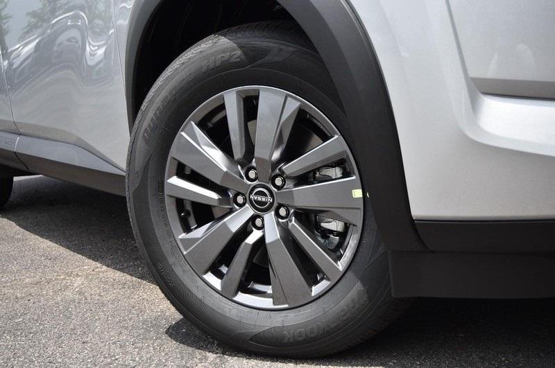 new 2025 Nissan Pathfinder car, priced at $35,940