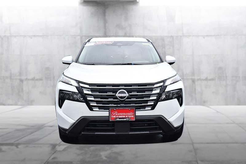 new 2025 Nissan Rogue car, priced at $32,085