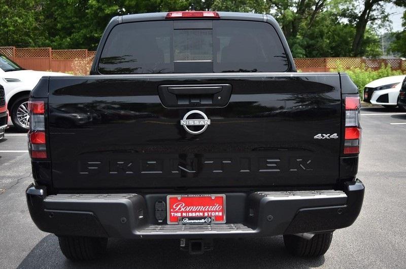 new 2025 Nissan Frontier car, priced at $38,225