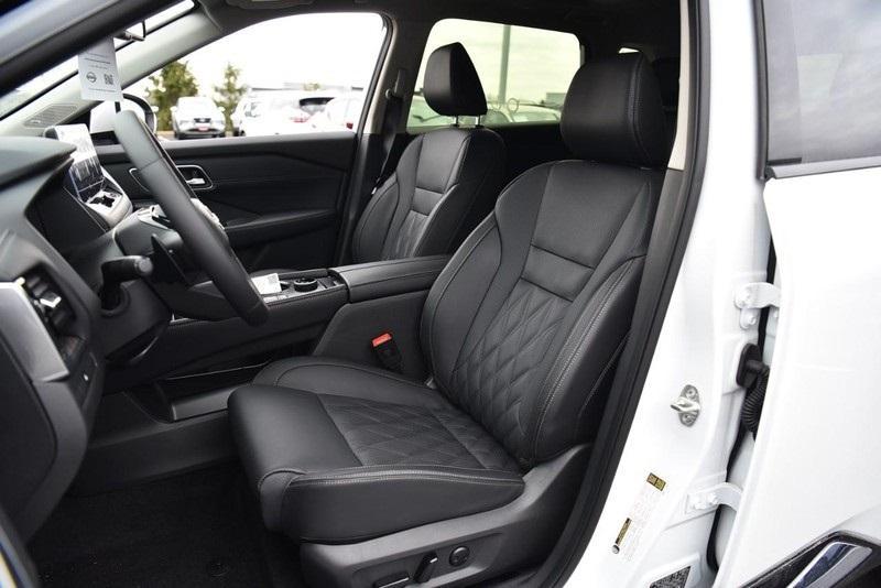 new 2025 Nissan Rogue car, priced at $40,804