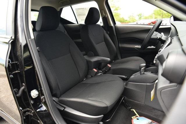 new 2025 Nissan Kicks Play car, priced at $21,750