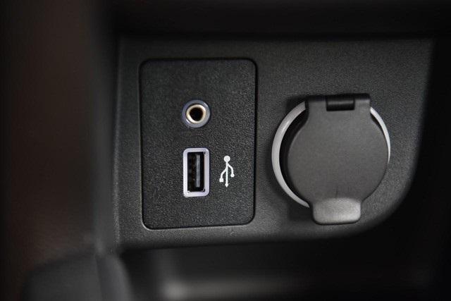 new 2025 Nissan Kicks Play car, priced at $21,750