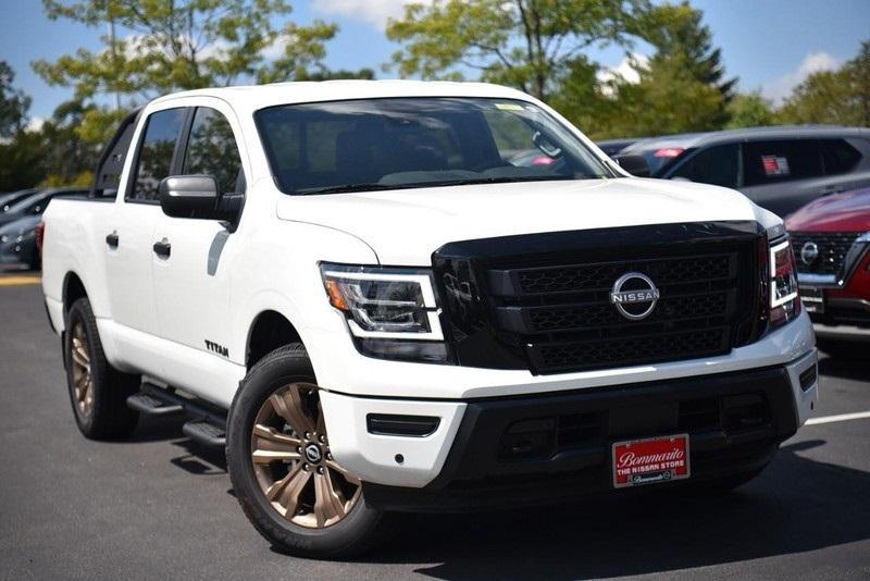 new 2024 Nissan Titan car, priced at $48,335